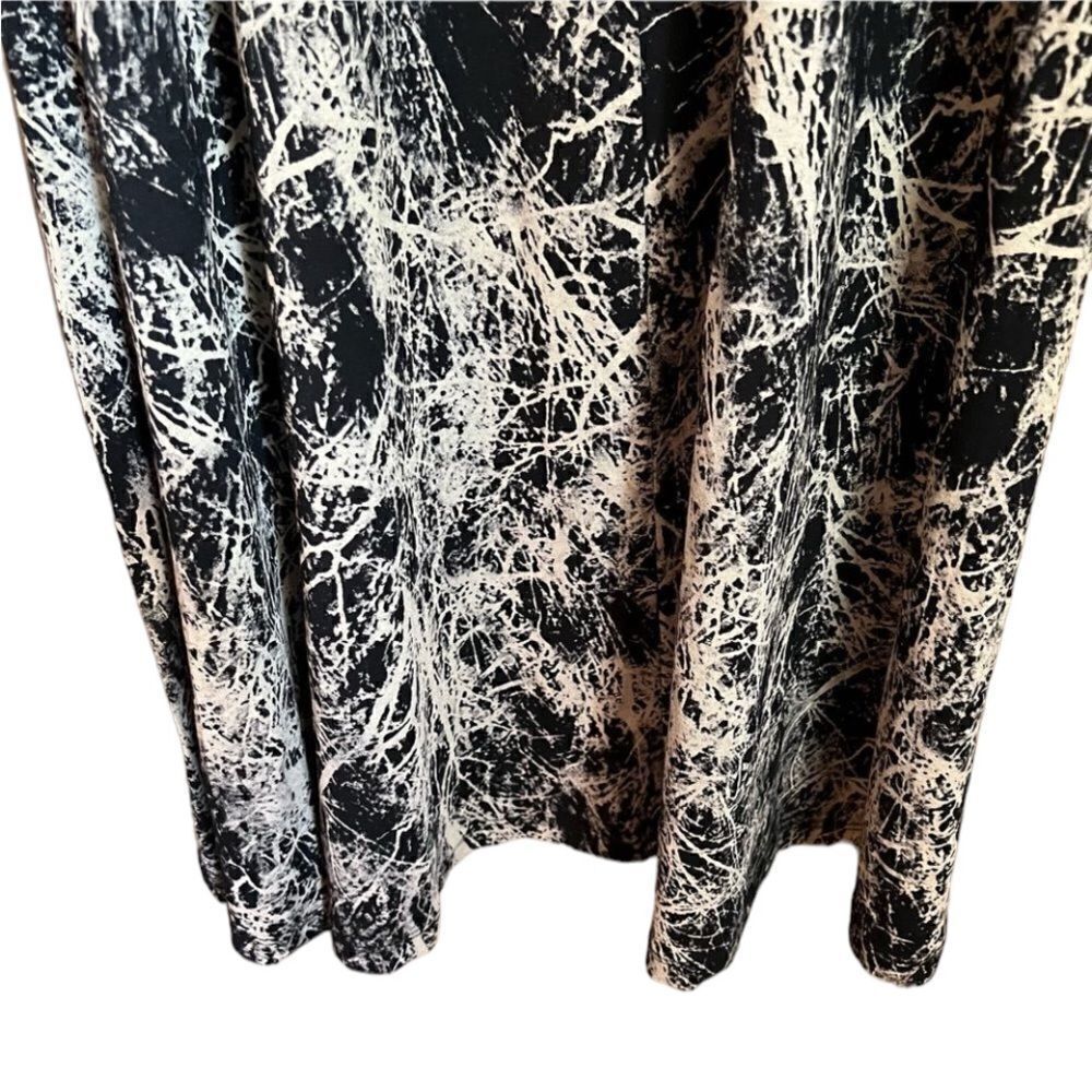 ‎3 for $30! Patterned maxi skirt - Picture 5 of 7